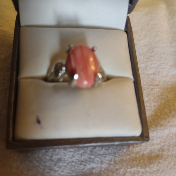 New women's orange and white size 8.5 ring - Picture 1 of 3